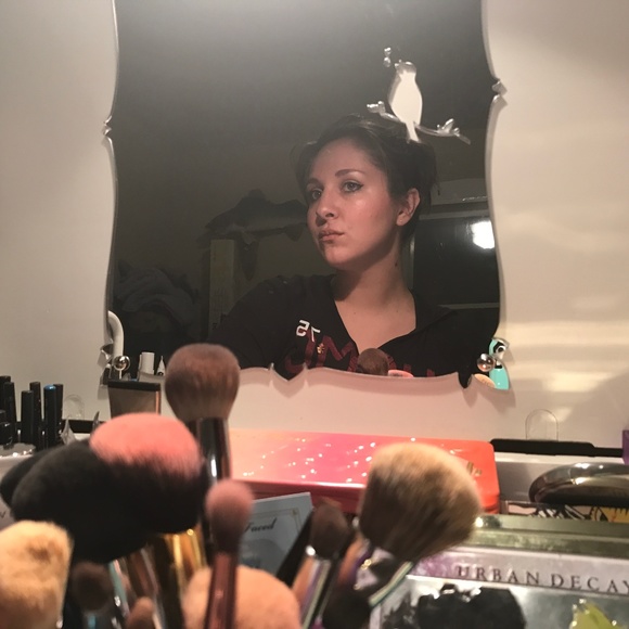 Meet the Posher - Picture 4 of 7